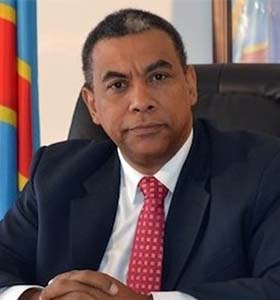 Minister Olivier Kamitatu